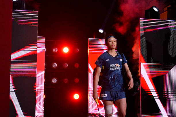 羽毛球拍入门知识:材质、重量与平衡点解析