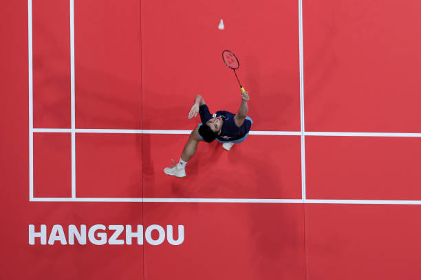 羽毛球拍品牌价格排行:Yonex、Victor、李宁谁更贵?