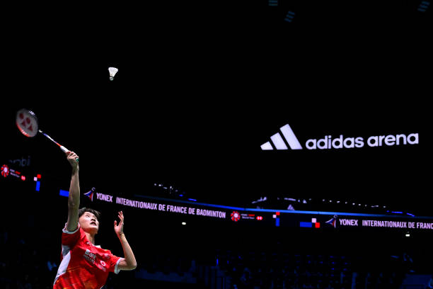 羽毛球馆建设指南:天花板高度与灯光布局的关键点