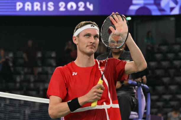 羽毛球怎么打才能更稳更准?5个关键点解析