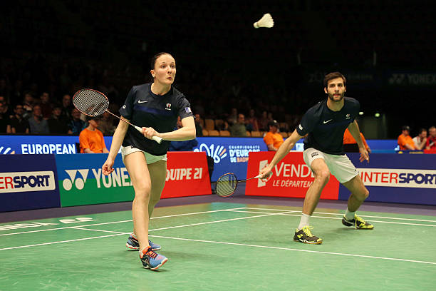 羽毛球双打配合动作动图,默契提升指南!