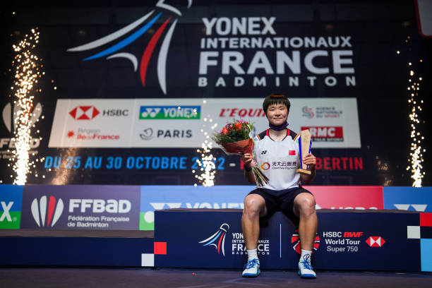 掌握这5个要点,让你的羽毛球发球更精准