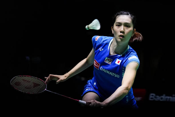 羽毛球创意玩法:六个球叠出意想不到的视觉效果