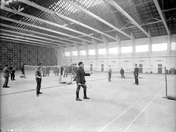 裁判如何判定羽毛球出界?扣分标准一次说清