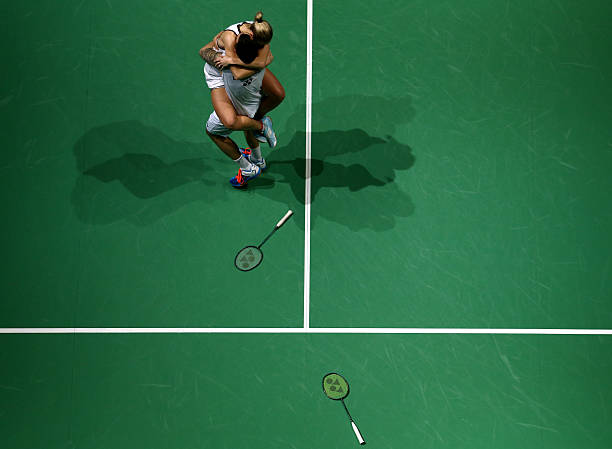 击球点决定成败！羽毛球高手必学的击球位置调整技巧