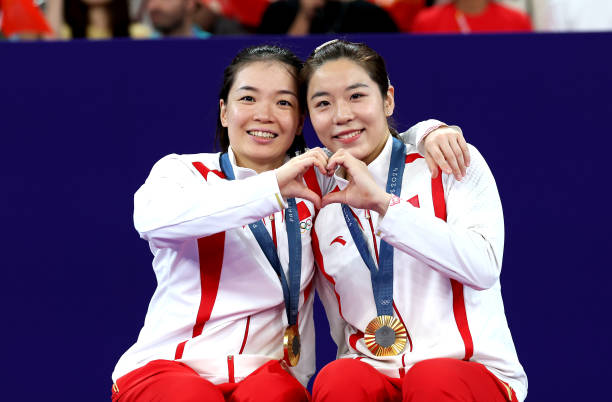 羽毛球打法分类图解:专业选手的战术思路与技巧分享