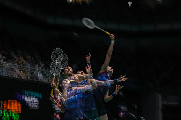 亚狮龙7号羽毛球适合什么水平的玩家?选购指南