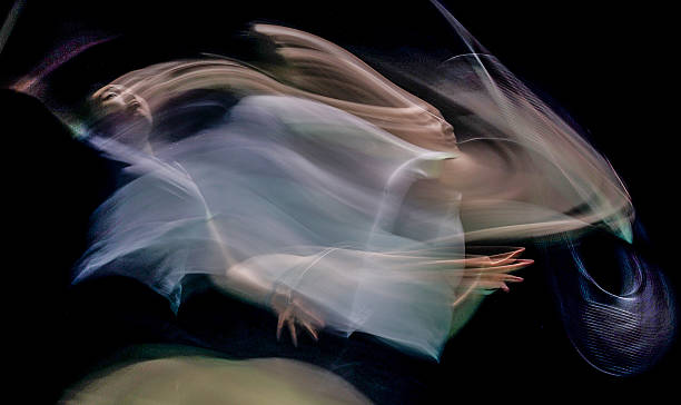 学校羽毛球场地划线规范:尺寸、间距与标记要求