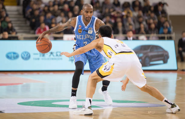 篮球场馆设计手绘教程:场地尺寸与标准规范详解