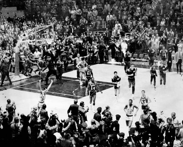 室内篮球场建设费用分担模式研究