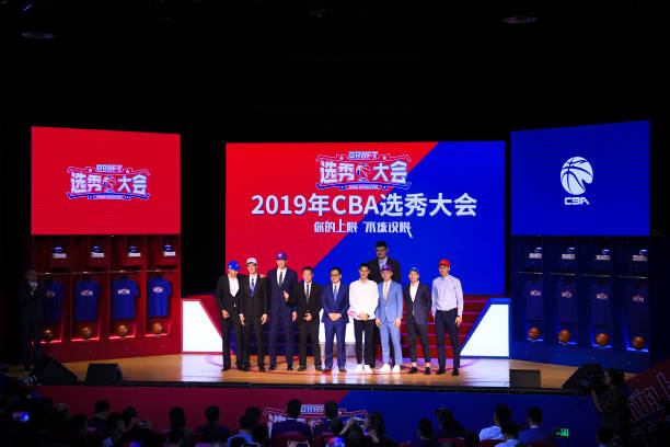 辽宁男篮的冠军梦:从亚军到总冠军的蜕变