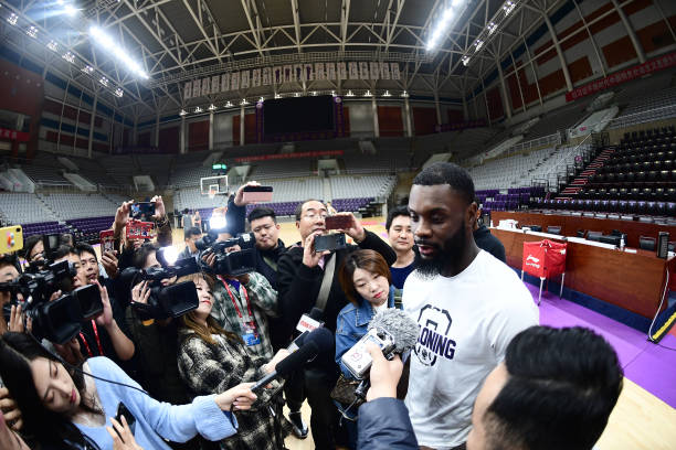 NBA西部排名每日更新：国王跌出前十，勇士领跑