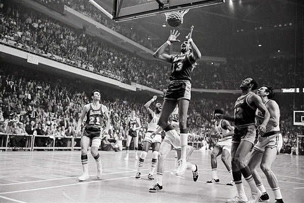 从菜鸟到防守专家:盖帽技巧的逐步突破