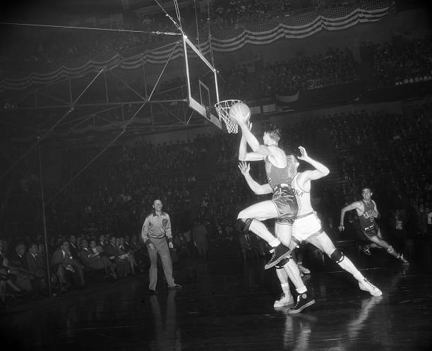 五大热门播放器,轻松观看CBA比赛回放