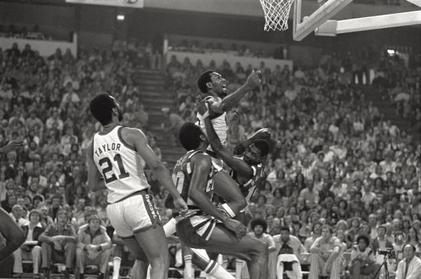 篮球比分速递:今日各大赛事结果一览