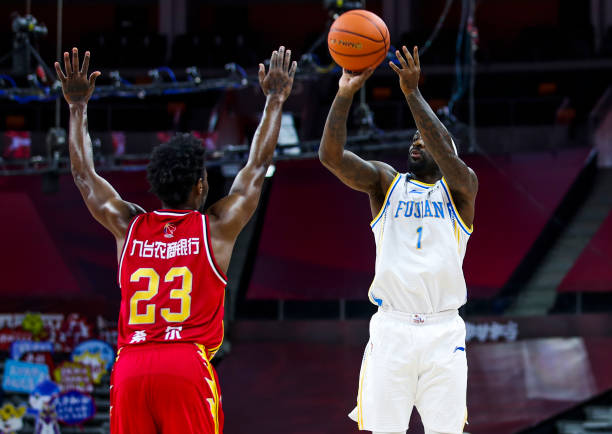 篮球点球战术全解析:从基础到高级应用