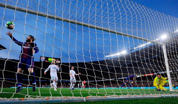 巴萨西甲颁奖典礼：致敬传奇，展望未来