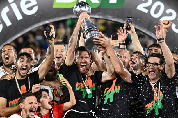 德甲冠军俱乐部实力榜:谁才是真正的豪门?