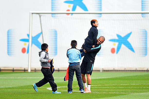 哈兰德欧冠爆发：多特蒙德神锋创多项纪录