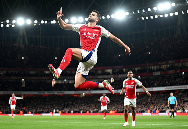 中国足球世界排名下滑?最新数据揭示现状