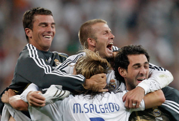 克林斯曼与范巴斯滕:两位传奇前锋的巅峰对决