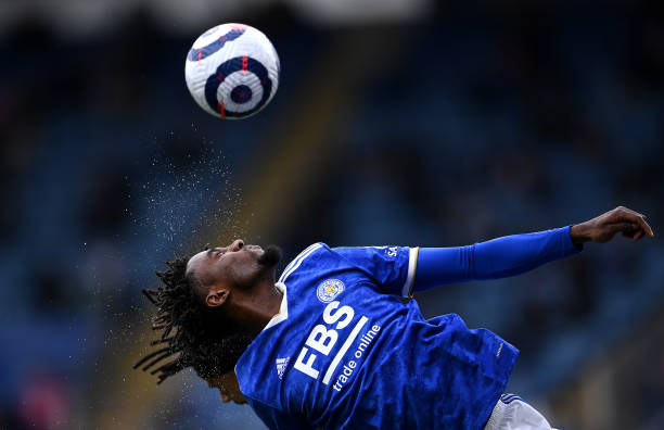 上海vs青岛：球员阵容分析与胜负预测