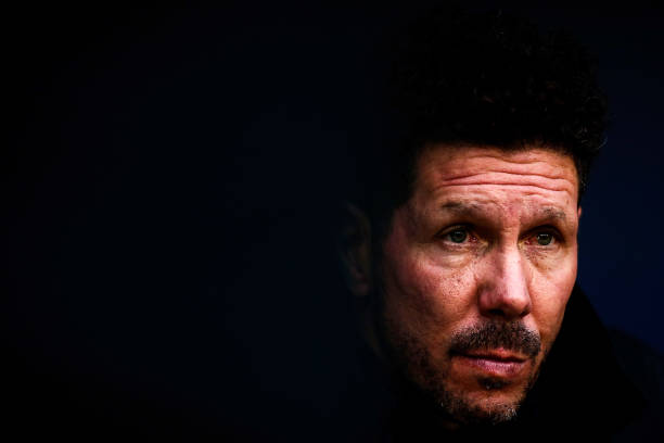 经济型与高端5人制足球场建设报价差异分析