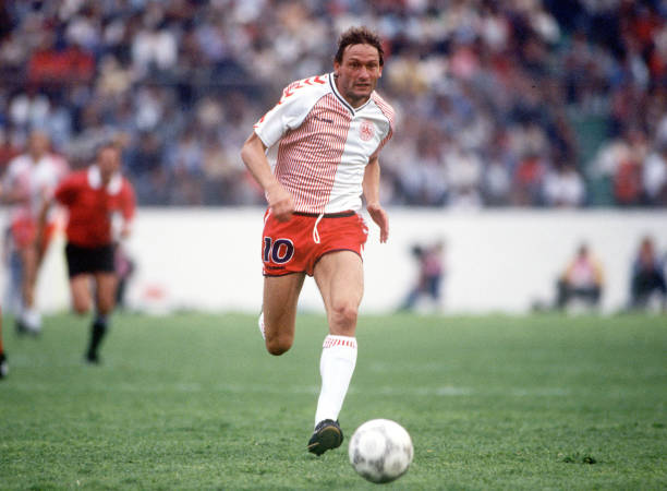 中超直播:梅州客家队客场挑战北京国安,能否创造奇迹?