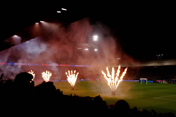 欧冠抽签直播:梅西加盟巴黎后首遇巴萨?悬念重重!