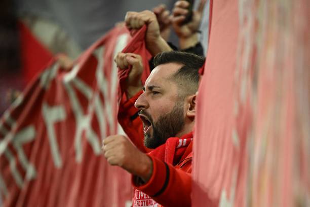 哈兰德女友年龄成焦点,网友:她比想象中年轻!