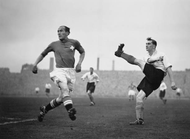 贝克汉姆发型指南:如何打造他的标志性造型