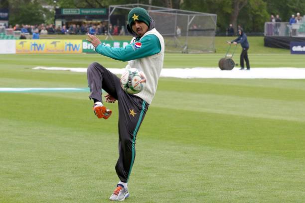 维多利亚·贝克汉姆：从歌手到设计师的跨界传奇