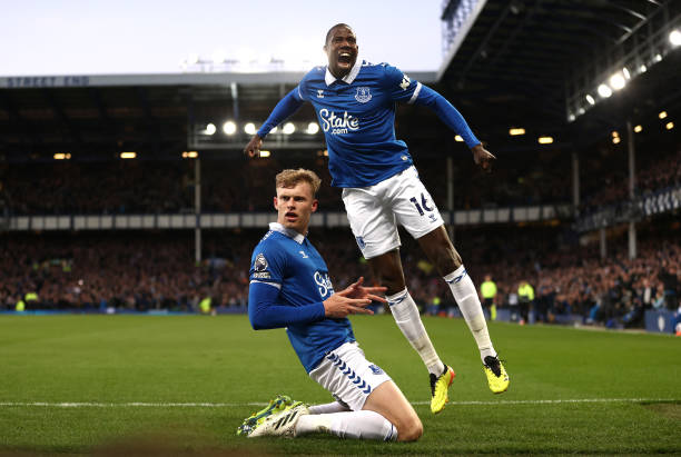 美国足球联赛球队数量对比:MLS vs 欧洲五大联赛