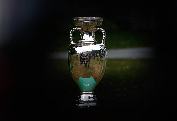 2022欧冠资格赛赛程与直播指南:如何观看每场比赛