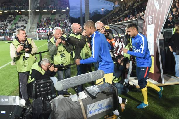 巴黎去年欧冠数据盘点:进球、助攻与防守全解析