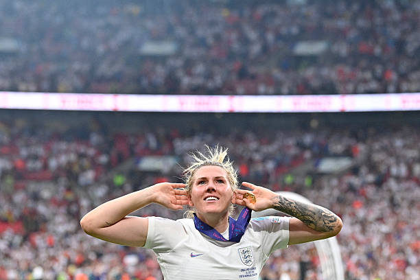 国际足联标准:足球场比例尺的重要规范