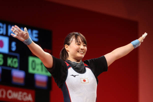 奥运金牌的荣耀:游泳冠军们的巅峰时刻回顾