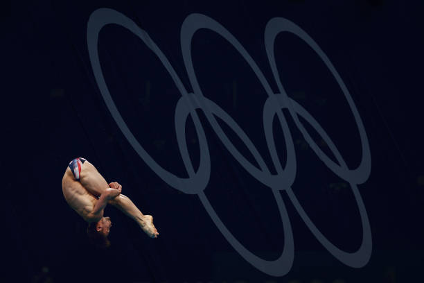 艺术与体育的完美结合:深入赏析2024巴黎奥运会会徽设计