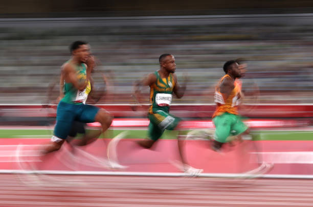 从100米到400米:不同距离适用的耐克短跑鞋推荐