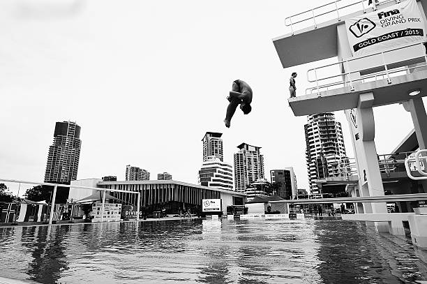 从零开始:跳远训练全攻略,迈向2米5大关