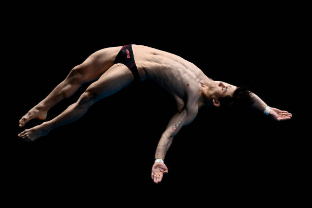 女子马拉松世界纪录保持者是谁?用时多少?