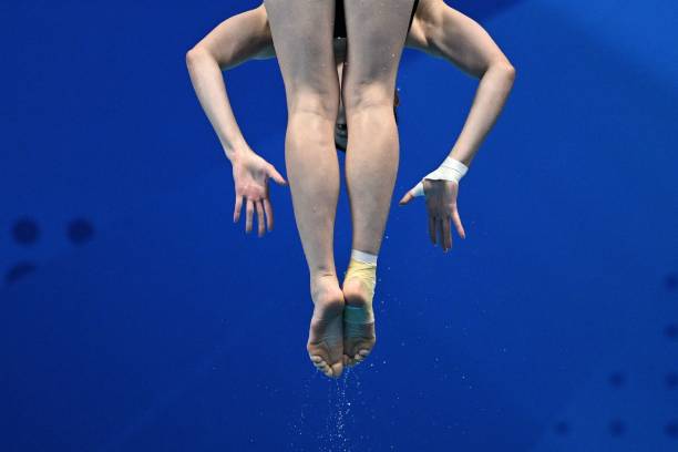 十米台上的完美演绎:陈芋汐与全红婵的比赛精彩瞬间