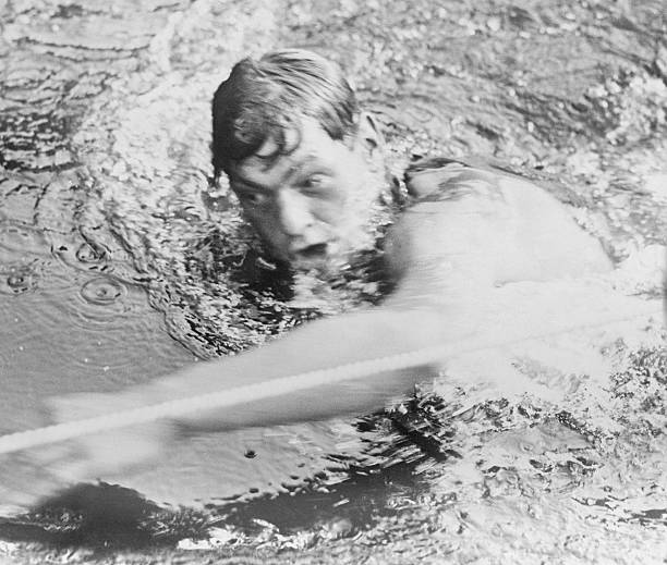 高科技在规则执行中的应用:自动计时与转身监测系统