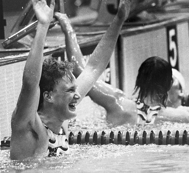 如何快速掌握游泳漂浮?视频分解动作教学