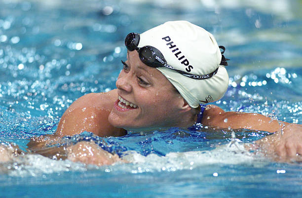 游泳减肥必读:一小时游泳距离对燃脂的影响