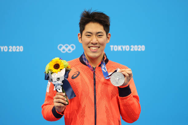 小心游泳耳！耳朵进水后的正确处理方法