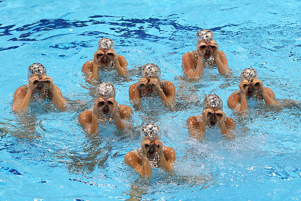 掌握蝶泳打腿节奏:从入门到精通的完整指南