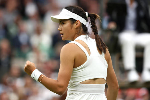 优酷网球直播间：郑钦文赛场风采，一网打尽！