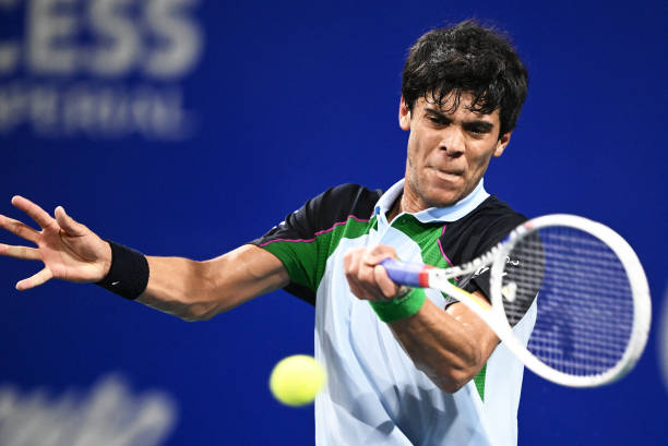 从身高看德约科维奇的成功:优势与挑战分析