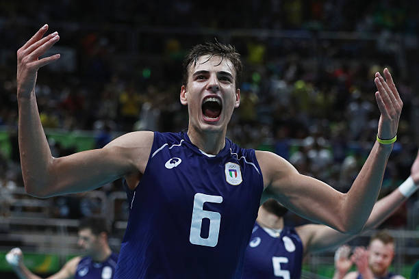 扣球时机把握:如何选择最佳击球点